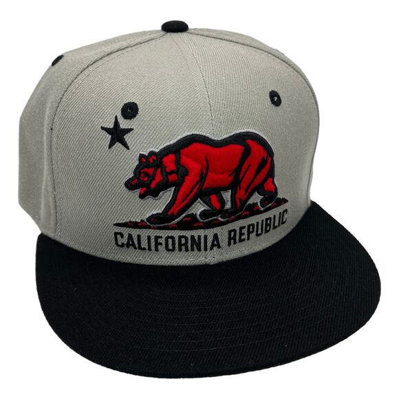 California Republic Cali Bear Flag Flat Bill Snapback Cap Hat Grey with Red Bear - Picture 2 of 4
